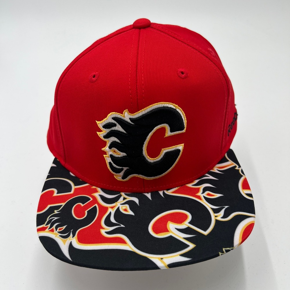 Reebok Calgary Flames NHL Snapback Hat Red Flaming C Logo Print Brim OSFA